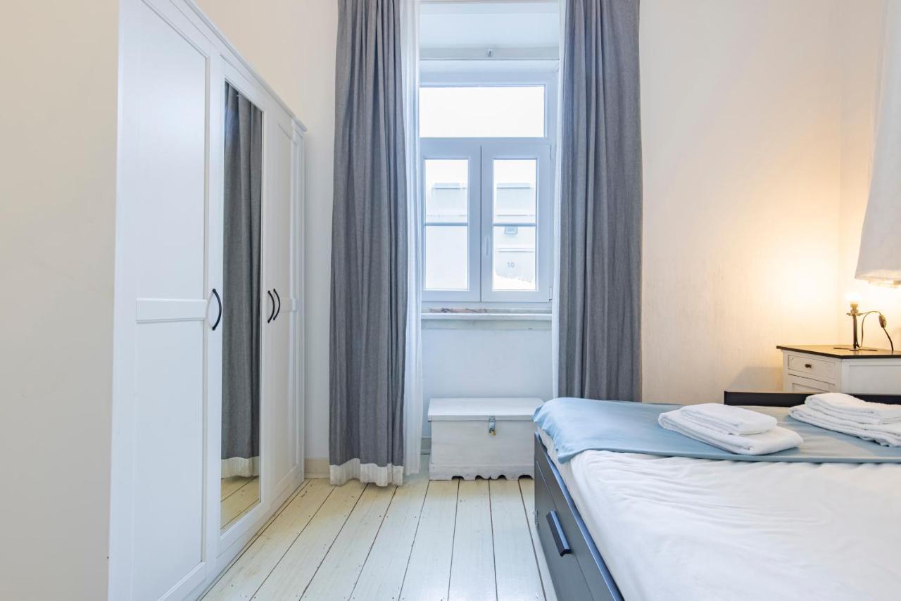 3Bdr Mouraria Apartment By Lovelystay Lisboa Exteriör bild
